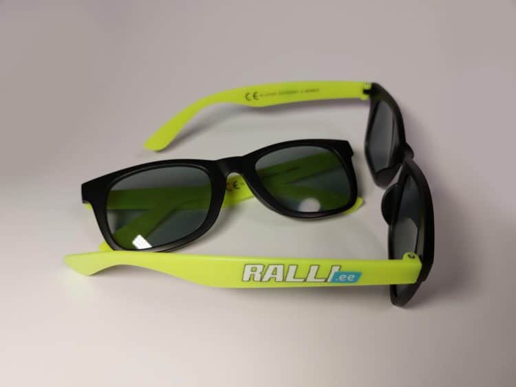 Värvirõõmsad logoga päikeseprillid!