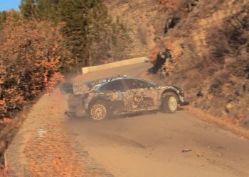 VIDEO: Vaata kuidas Craig Breen Monte Carlo testil teelt välja sõitis