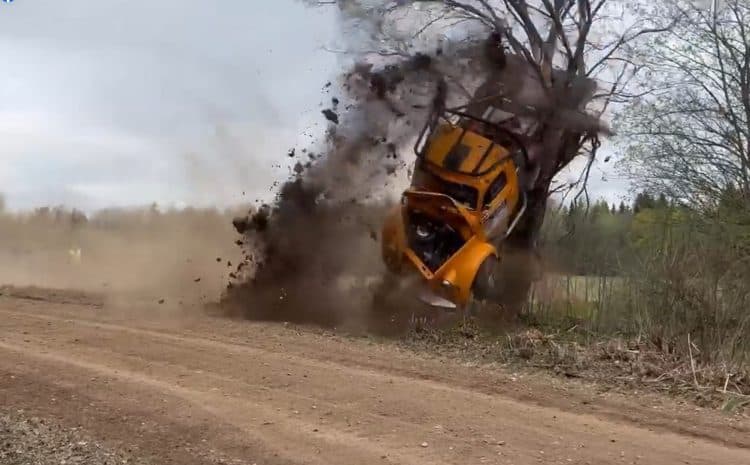 VIDEOD: Martin Leemetsa hirmuäratav väljasõit Rapla ralli kuuendal kiiruskatsel