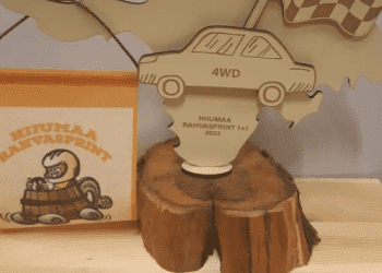 Hiiumaa 1+1 rahvasprindi paremaid ootavad erilised auhinnad ja kõik osalejad saavad vimpli. Foto: Arno Eller