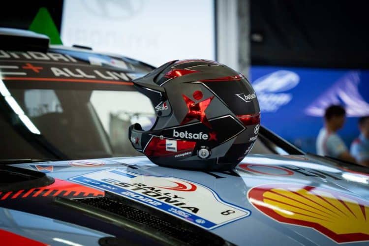 Ott Tänaku Rally Estonia sõidukiiver läheb heategevuslikule oksjonile