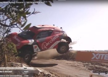 Rallilegend Sainz viidi peale Extreme E sarjas juhtunud õnnetust haiglasse – VIDEO