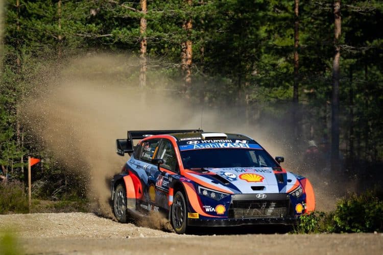 Ott Tänak ja Martin Järveoja Soome rallil 2022 Foto: Hyundai Motorsport