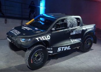 Benediktas Vanagase / Kuldar Siku autot esitleti Vilniuse endises taksopargis.