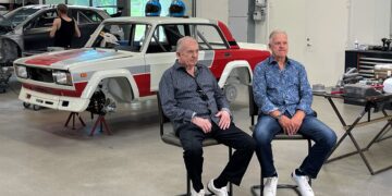 Hardi ja Udo Mets filmi jaoks intervjuud andmas