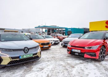 Eesti autosportlased proovisid aasta auto kandidaate