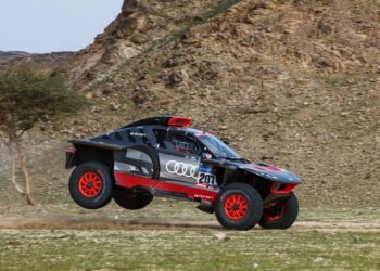 Carlos SAINZ ja, Lucas CRUZ (spa), Team Audi Sport, Audi RS Q e-tron E2, Foto: ASO/F.Gooden/DPPI