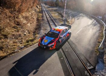 SS12: Hooaja esimene katsevõit Neuvillele!