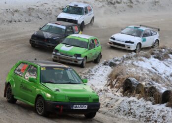 Marek Künnapas (nr 58) nautis teist etappi järjest võidurõõmu nii esiveoliste klassis kui superfinaalis. Foto: Kalle Allik
