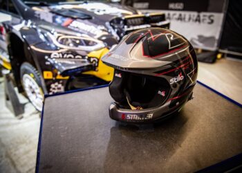 PILTUUDIS: Robert Virves esitles oma selle aasta võistluskiivri kujundust