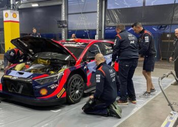 Sügav kummardus Craig Breenile – Hyundai meeskond seadis võistlusvalmis auto millega ta oleks pidanud startima