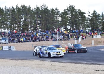 Rallikrossi Eesti meistrivõistlused algasid põnevate sõitudega Raassillal – FOTOGALERII