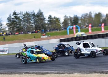 Rallikrossi Eesti meistrivõistlused algasid põnevate sõitudega Raassillal – FOTOGALERII