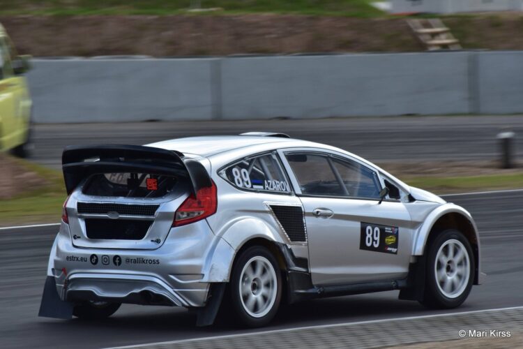 Rallikrossi Eesti meistrivõistlused algasid põnevate sõitudega Raassillal – FOTOGALERII