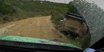 VIDEO: Pierre-Louis Loubet lõpetas reedese võistluspäeva kraavis