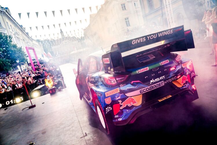 Vinged kaadrid: Rally Estonia sai alguse võimsa avatseremooniaga