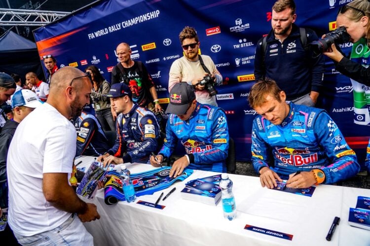 Vinged kaadrid: Rally Estonia sai alguse võimsa avatseremooniaga