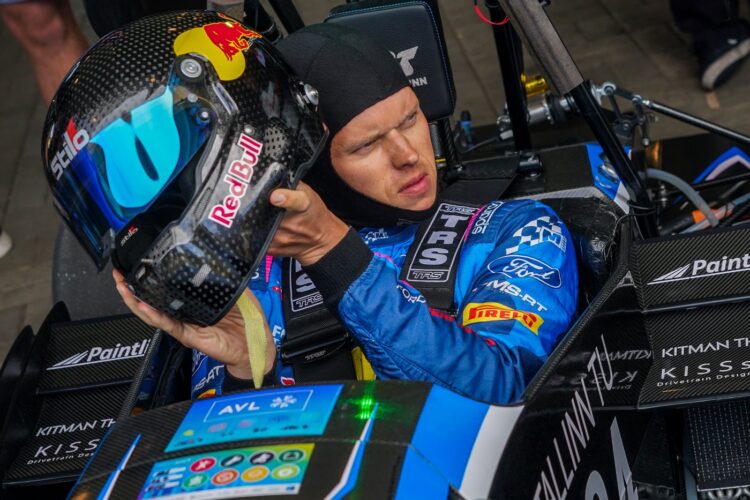 FOTOGALERII: Ott Tänak käis legendaarset Eesti tudengivormelit proovimas!