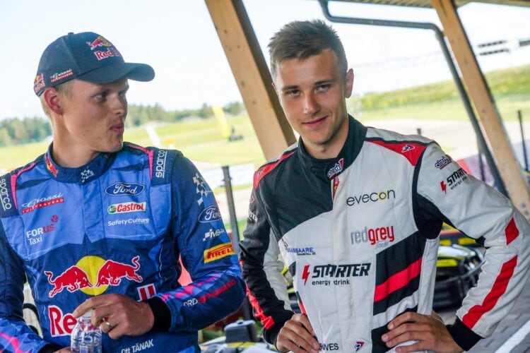 FOTOGALERII: Ott Tänak käis legendaarset Eesti tudengivormelit proovimas!