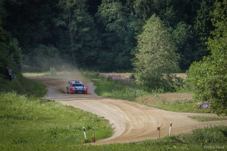 Suur Fotogalerii: Lõuna-Eesti ralli 2023 – Kiired autod ja ehedat emotsiooni rajaäärest!