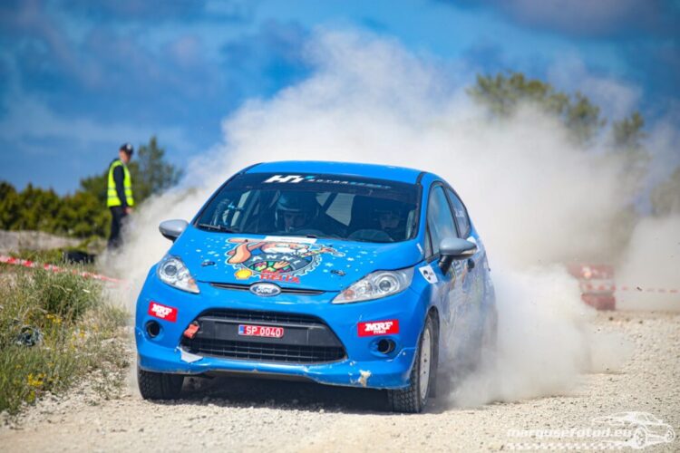 J16 võitjad Hanna Lisette Aabna / Laur Merisalu. Foto: Margus Kirs