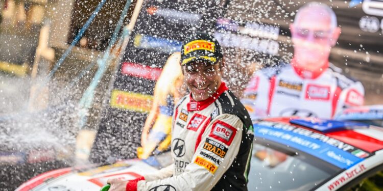 Hayden Paddon Barum Czech Rally Zlín 2023 - Foto: @World / Red Bull Content Pool