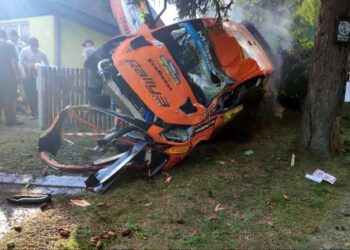 Tšehhis toimuval ERC rallil tegi klassi liider tõsise avarii!