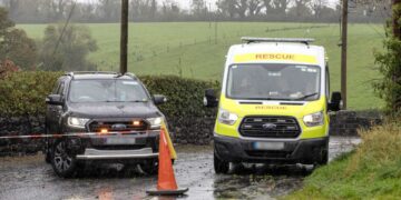 Kiirabiautod Carroni lähedal Glencolumbkille'is Clare Stages ralli ajal toimunud avariipaigas. Foto: Press 22