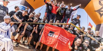 Nasser Al-Attiyah ja Mathieu Baumel, Foto: Kin Marcin / Red Bull Content Pool