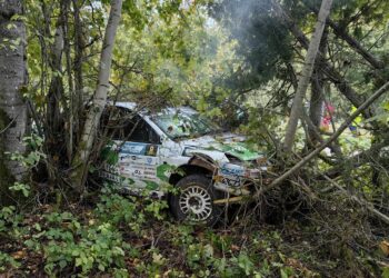 Emīls Blūms ja Didzis Eglītis Saaremaa rallil Foto: Rando Suve