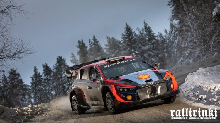 Foto autor: Tapio Lehtonen [Rallirinki] .