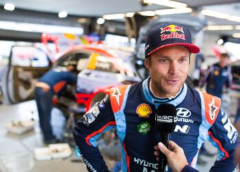 Andres Mikkelsen 2019 aastal Walesi rallil Hyundia meeksonnas. oto: Hyundai Motorsport