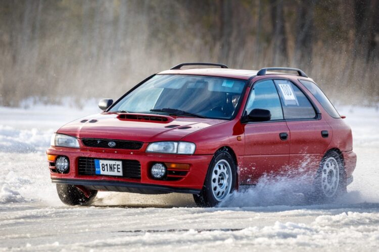 GALERII: Jäärajasari algas keerulise võistlusega Korijärvel