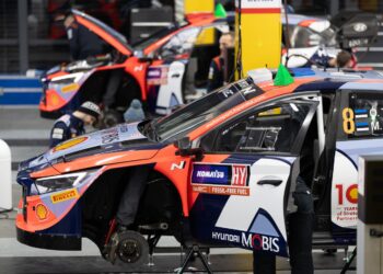 PILDID: Hyundai meeskonna viimased ettevalmistused Rootsi MM-ralliks!