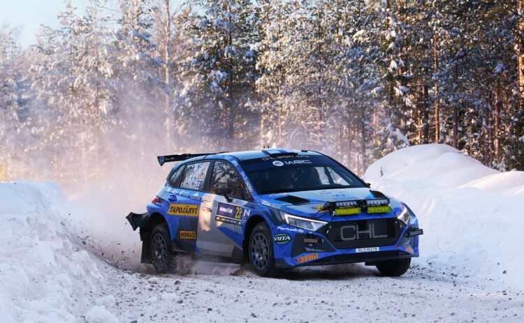 Emil Lindholm ja Reeta Hämäläinen, i20 N Rally2, Rootsi rallil 2024, Foto: Vincent Thuillier / Hyundai Motorsport GmbH