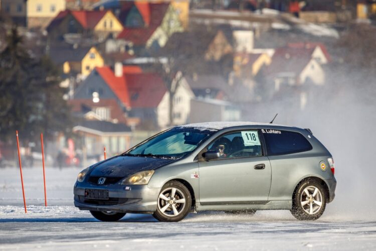 PILDID ja VIDEOD: Viljandi jäärajasõidul võidutses Aarma, naistest oli taas parim 15-aastane Koha!