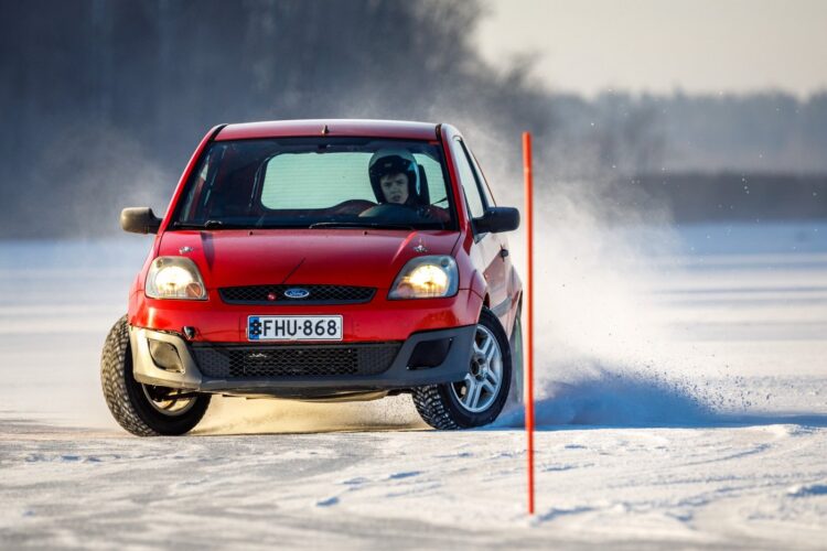 PILDID ja VIDEOD: Viljandi jäärajasõidul võidutses Aarma, naistest oli taas parim 15-aastane Koha!