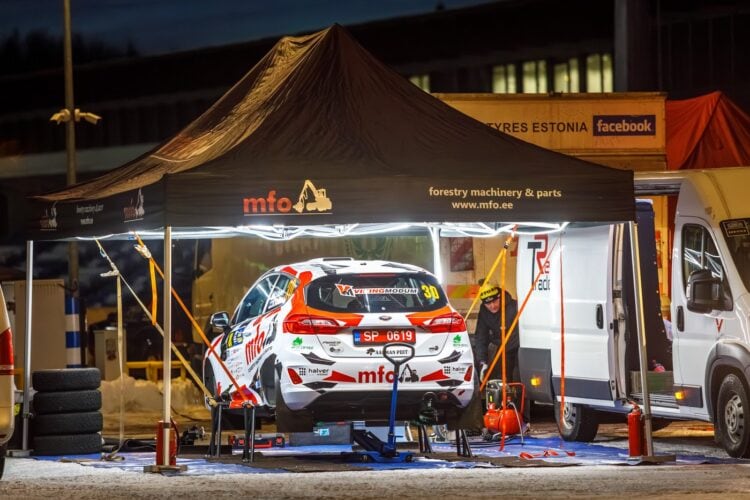 GALERII: Otepää Talveralli avapäeva kõige kiirem oli ralliradadele naasnud Karl Martin Volver!