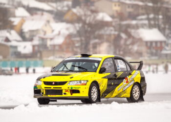 Viljandi jäärajavõistlus on publikule hästi jälgitav. Foto: Pille Russi