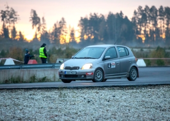 Kehala Karika avaetapp sõidetakse asfaldil. Foto: Ave Pärn