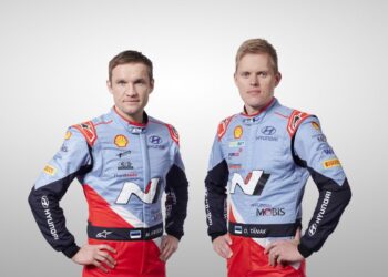Uus välimus: Hyundai meeskond tutvustas Horvaatia ralli eel uuendatud riietust – Kuidas meeldib?
