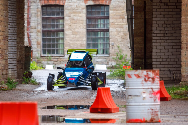 Kreenholmis saavad võistlejad väga erilise sõidukogemuse. Foto: Pille Russi