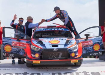 Ott Tänak ja Martin Järveoja 2022 aasta Portugali rallil, Foto: Vincent Thuillier/ Hyundai Motorsport GmbH