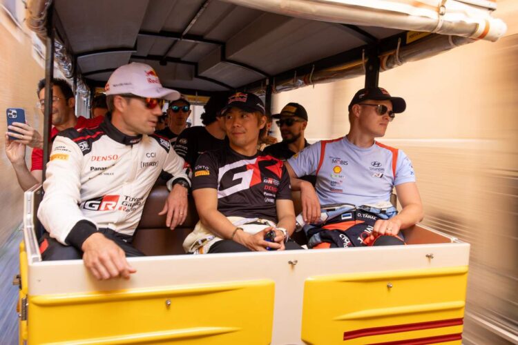 Sebastien Ogier, Takamoto Katsuta ja Ott Tanak, Foto: Dufour Fabien / Hyundai Motorsport GmbH