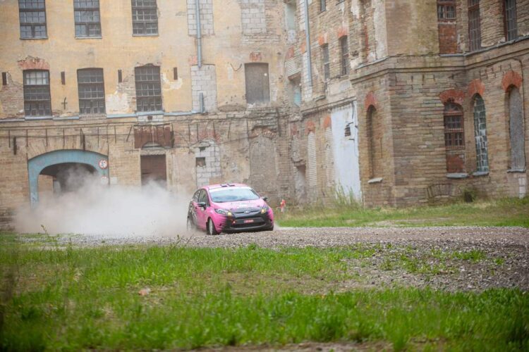 Crosskartide Narva sprindi võitis Marko Ringenberg – Martin Järveoja oli teine – FOTOGALERII