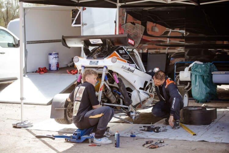 Crosskartide Narva sprindi võitis Marko Ringenberg – Martin Järveoja oli teine – FOTOGALERII