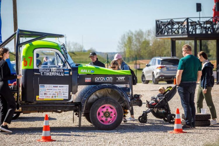 FOTOD: Lange Motokeskuse perepäeval tutvustati Driftihooaega – Tagasi kalendris on LaitseRallyPark