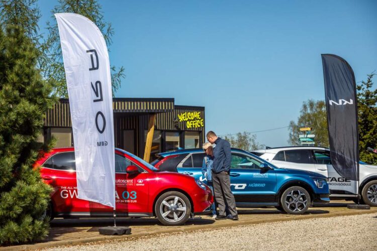 FOTOD: Lange Motokeskuse perepäeval tutvustati Driftihooaega – Tagasi kalendris on LaitseRallyPark