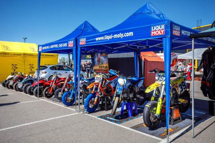 FOTOD: Lange Motokeskuse perepäeval tutvustati Driftihooaega – Tagasi kalendris on LaitseRallyPark