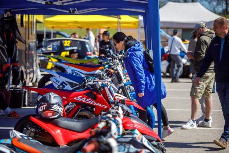 FOTOD: Lange Motokeskuse perepäeval tutvustati Driftihooaega – Tagasi kalendris on LaitseRallyPark